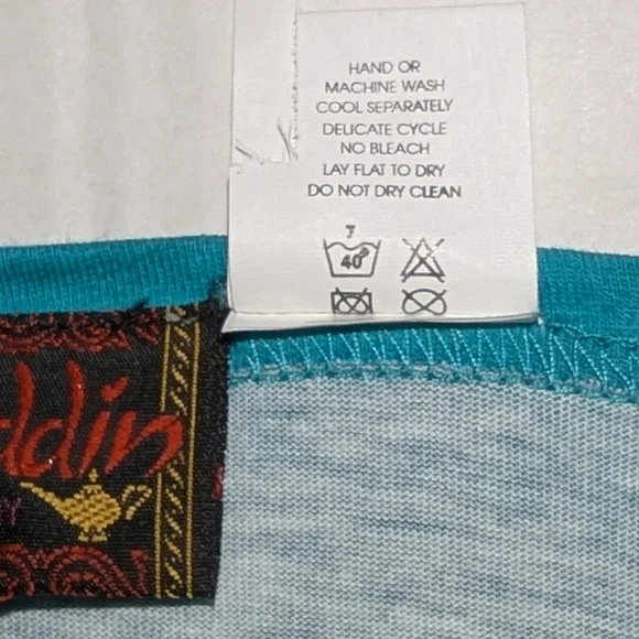 Disney Rare Aladdin, Jasmine, Genie Vintage Night Shirt - Picture 8 of 9